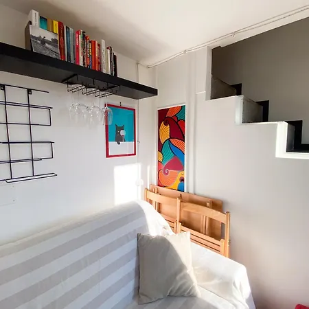 The Artful Flat * 罗马